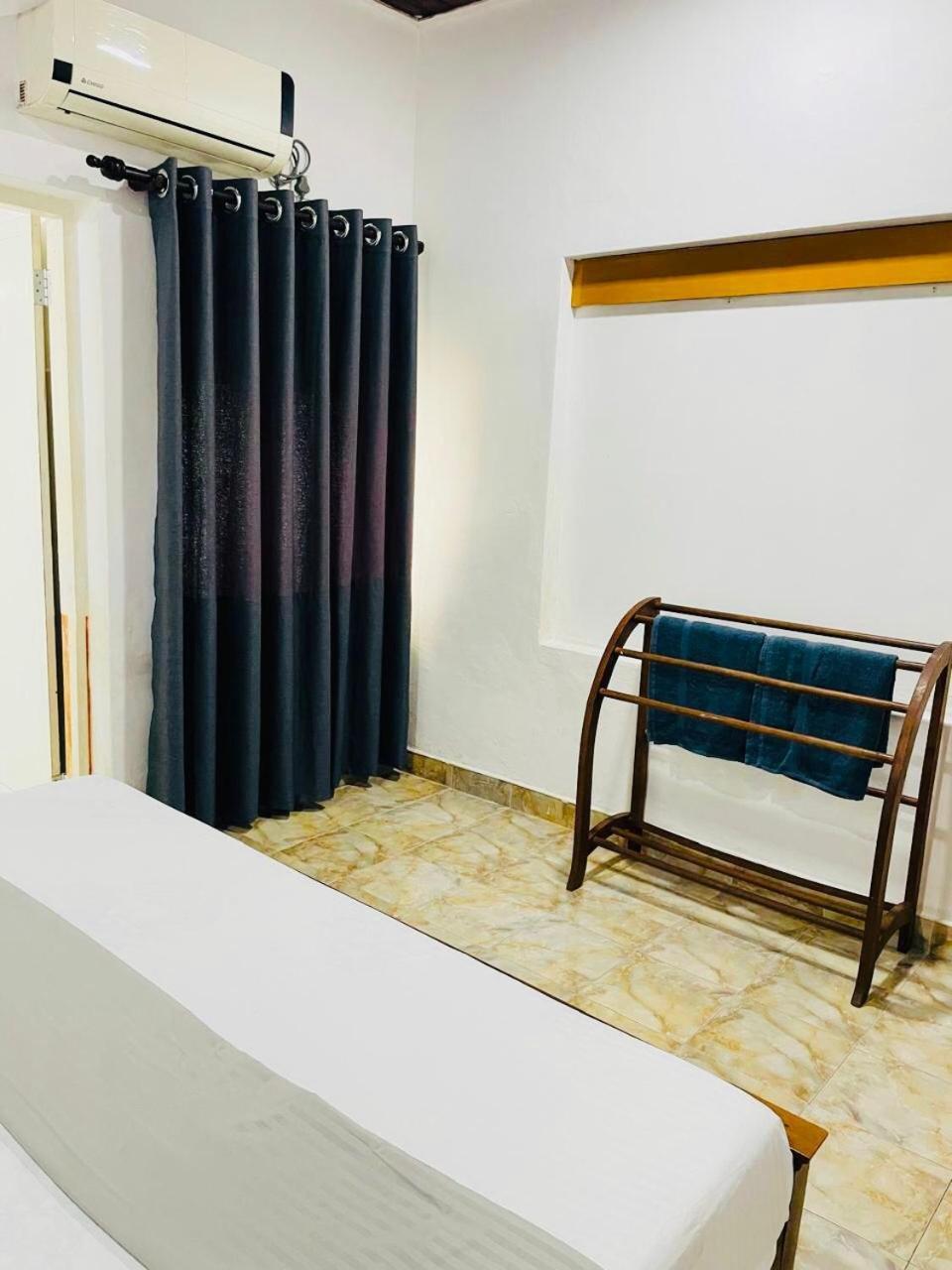 Hotel The Beez Negombo Zewnętrze zdjęcie