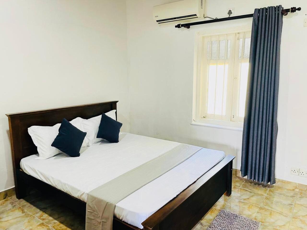 Hotel The Beez Negombo Zewnętrze zdjęcie